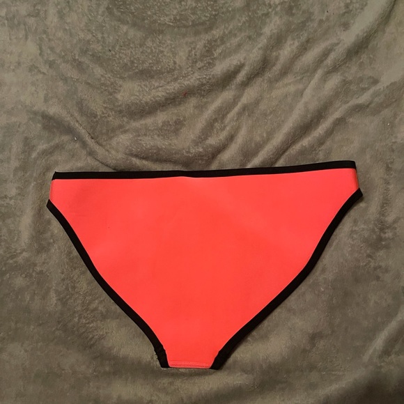 SOLD - Picture 3 of 3